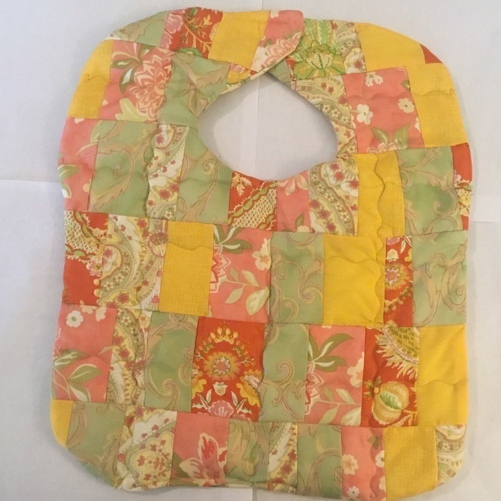 3/$25 or $12 ea. NWT Handmade Quilted Reversible Baby Bib